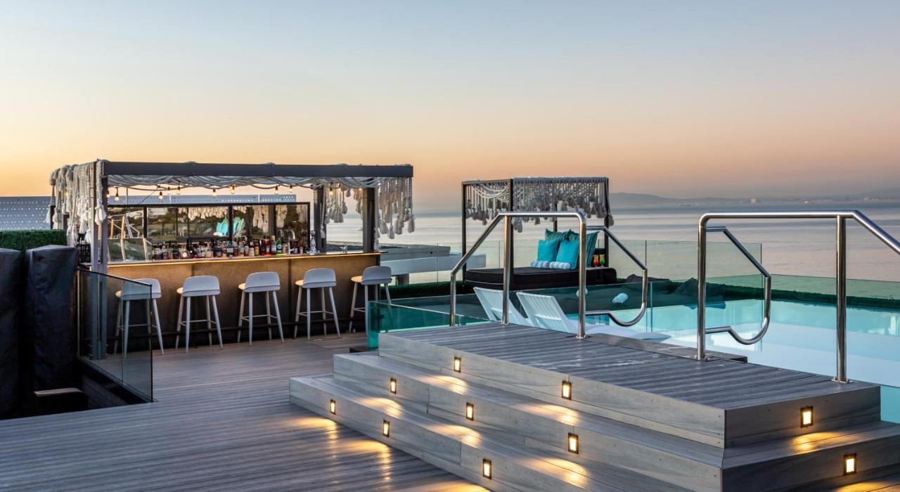O' Two Hotel Cape Town Exterior photo